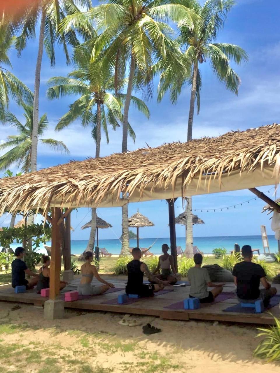 Eco Sanctuaries Nature Lodge Nacpan Beach, El Nido Exterior foto
